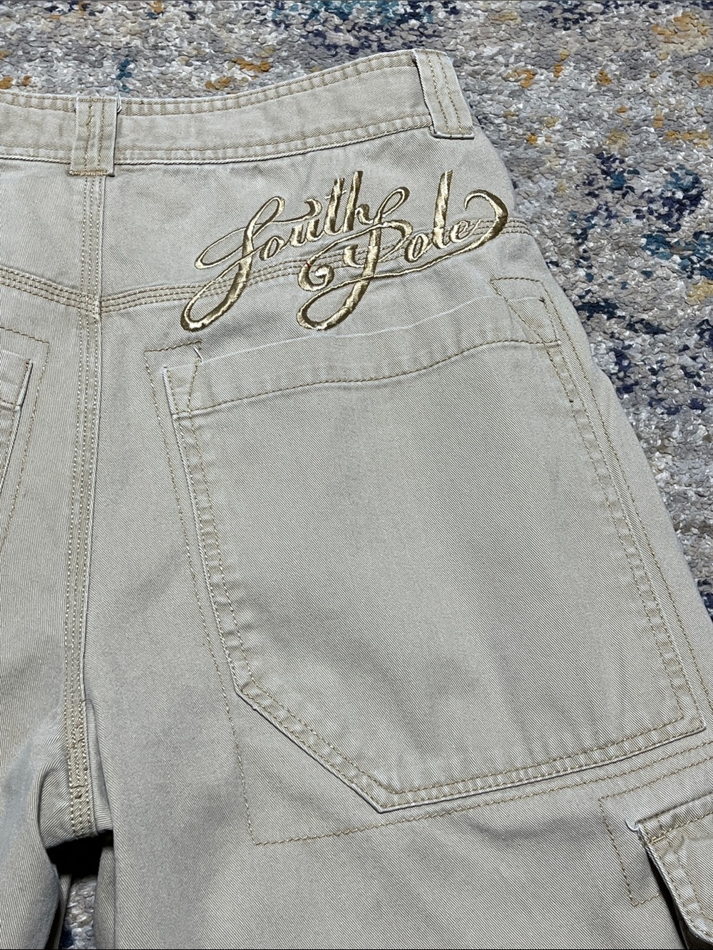 Y2K South Pole Baggy Tan Cargo Shorts with Embroidered Back Logo Size 29 - Picture 4 of 16